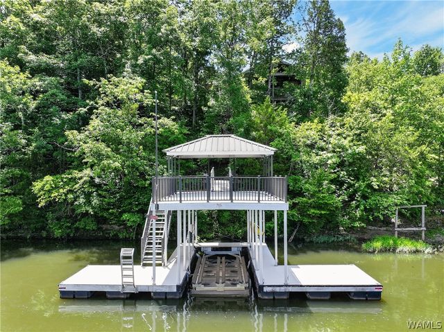 16860 NORTH RIVER, Northport, AL 35475