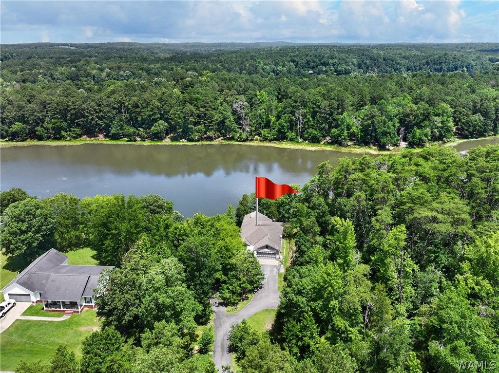 16860 NORTH RIVER, Northport, AL 35475