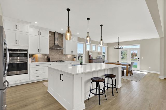 1560 Old Hickory Lane, Westfield, IN 46074