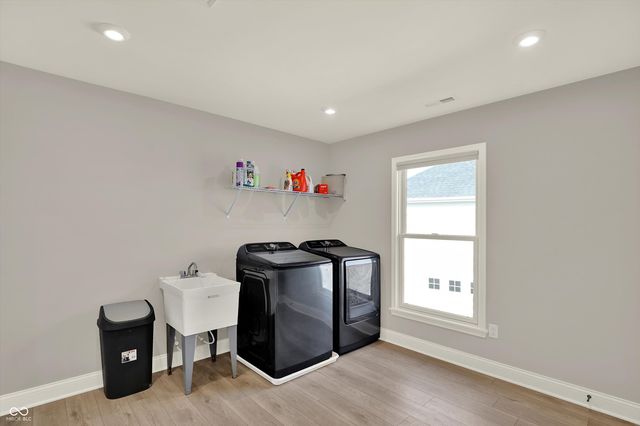 1560 Old Hickory Lane, Westfield, IN 46074