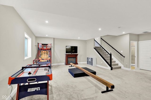 1560 Old Hickory Lane, Westfield, IN 46074