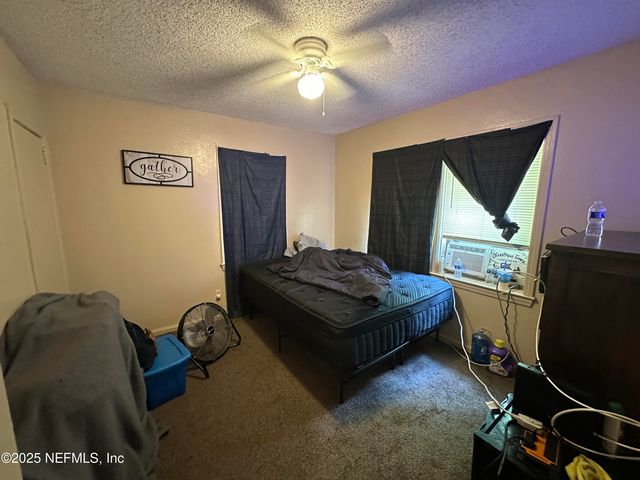 957 ODESSA Drive E, Jacksonville, FL 32254