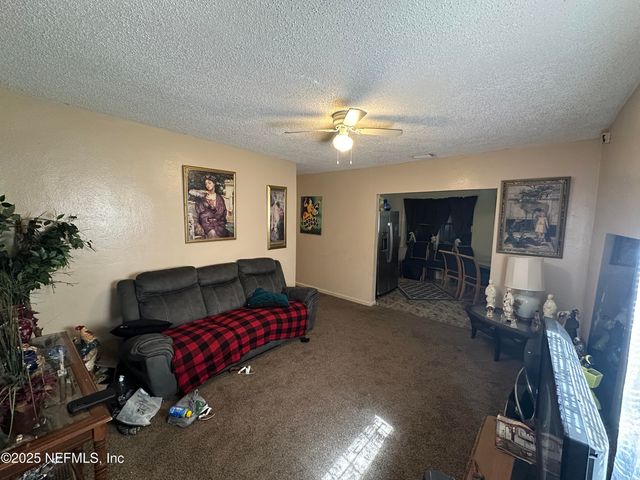 957 ODESSA Drive E, Jacksonville, FL 32254