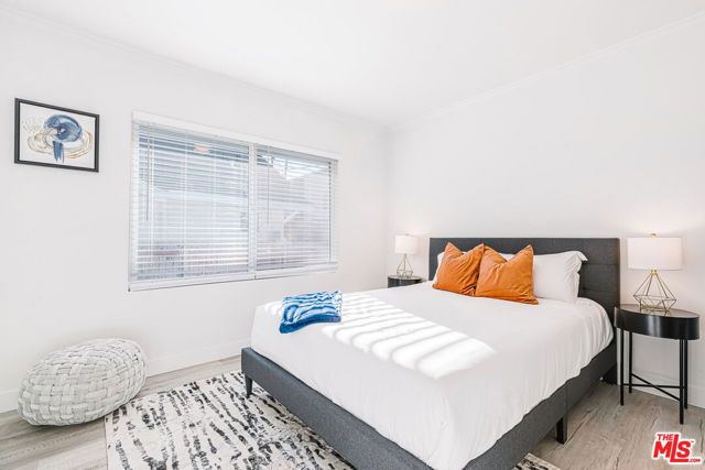 143 N Vendome Street, Los Angeles, CA 90026