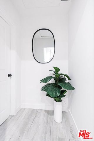 143 N Vendome Street, Los Angeles, CA 90026