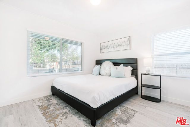 143 N Vendome Street, Los Angeles, CA 90026