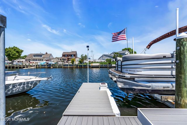 958 Capstan Drive, Forked River, NJ 08731