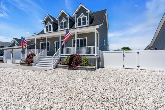 958 Capstan Drive, Forked River, NJ 08731