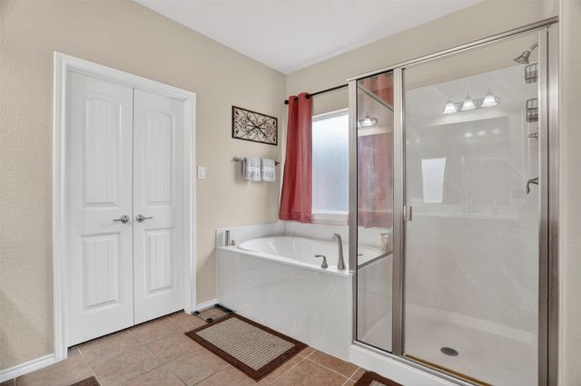 17 Tallwood Lane, Edgecliff Village, TX 76134