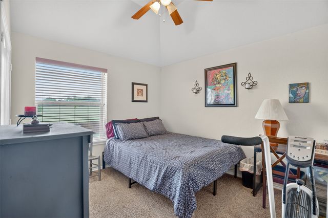 17 Tallwood Lane, Edgecliff Village, TX 76134