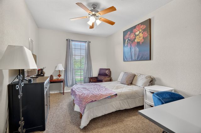 17 Tallwood Lane, Edgecliff Village, TX 76134