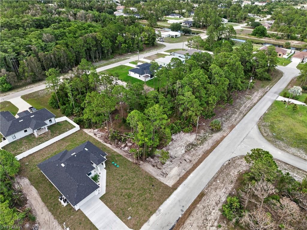 665 Ladd ST, LEHIGH ACRES, FL 33974 — photo 4