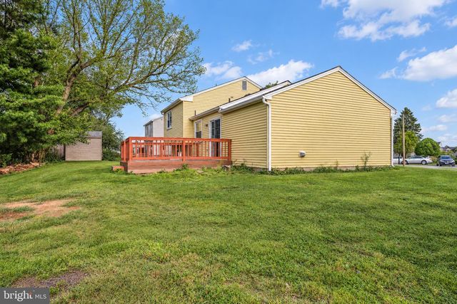 100 WILLOW CT, Harrisburg, PA 17110