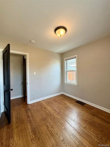 1400 Capitol Avenue, Lincoln Park, MI 48146