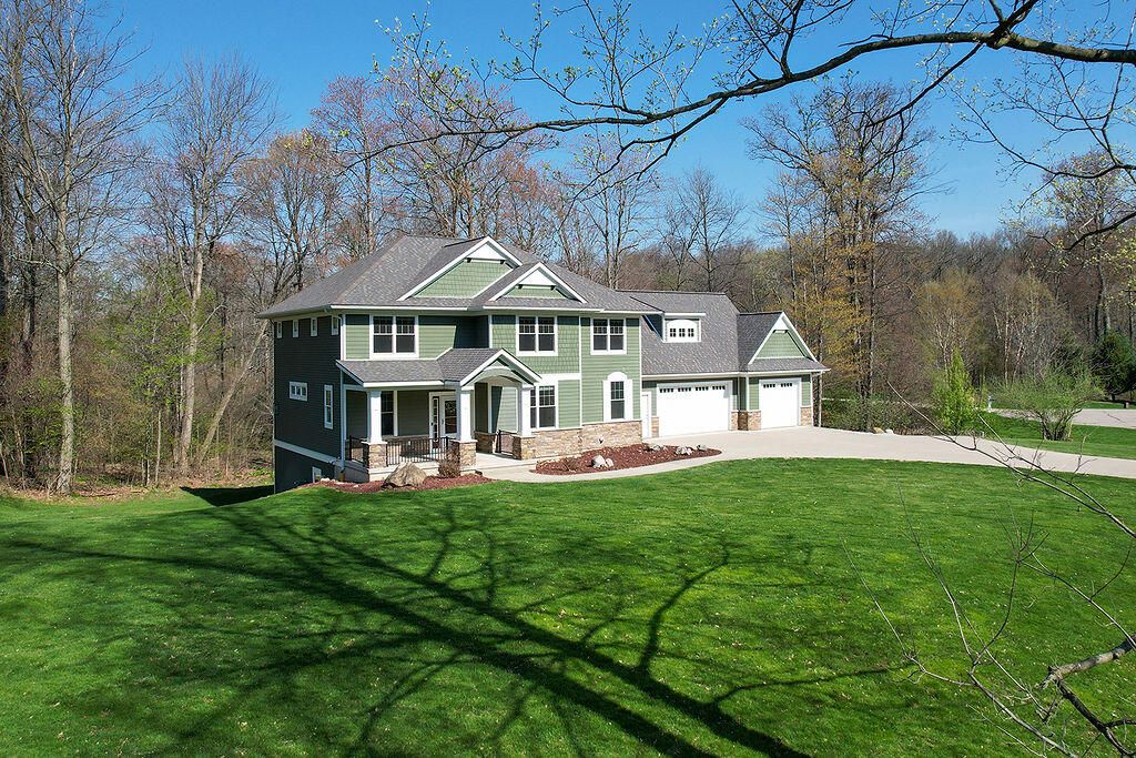 7117 Anchorage Court, Caledonia, MI 49316