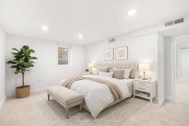 9048 Oneill Drive, Burr Ridge, IL 60527