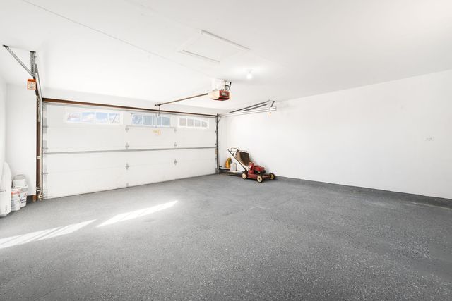 9048 Oneill Drive, Burr Ridge, IL 60527