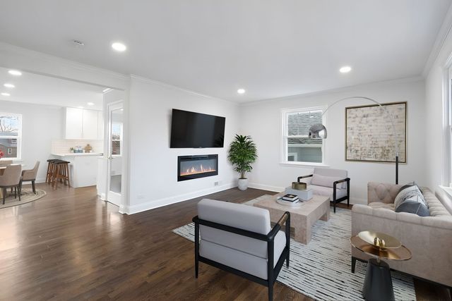 9048 Oneill Drive, Burr Ridge, IL 60527