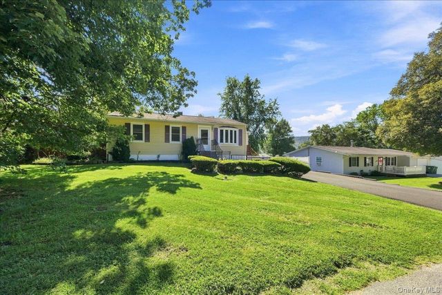 34 Fairfax Road, Fishkill, NY 12524