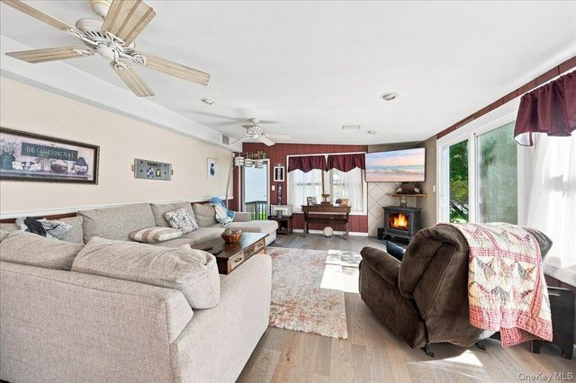 34 Fairfax Road, Fishkill, NY 12524