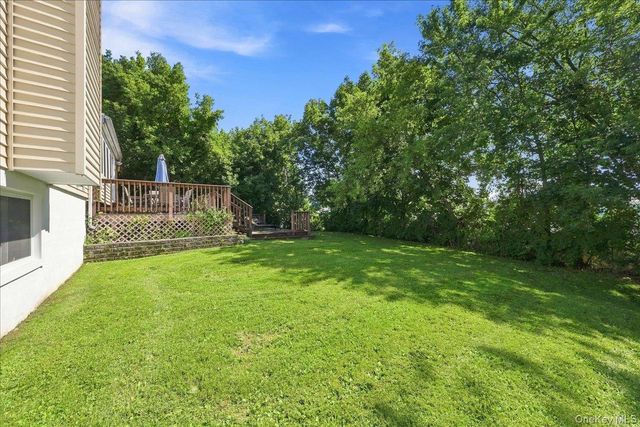 34 Fairfax Road, Fishkill, NY 12524