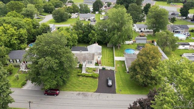 34 Fairfax Road, Fishkill, NY 12524
