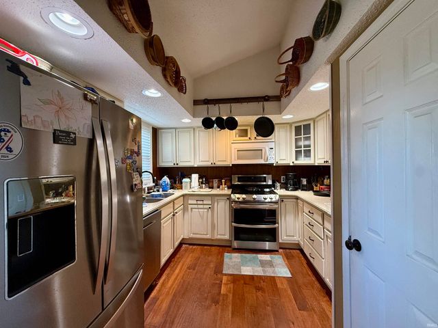 2972 More Drive, Rockport, IN 47635