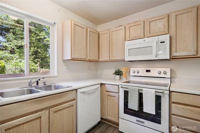 9810 23rd Avenue SE, Everett, WA 98208