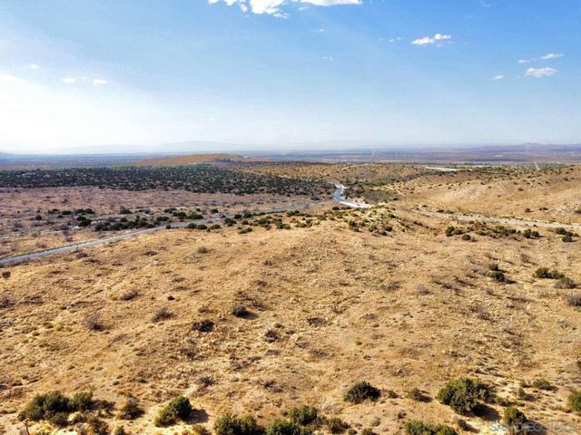 0 131st St., Juniper Hills, CA 93543