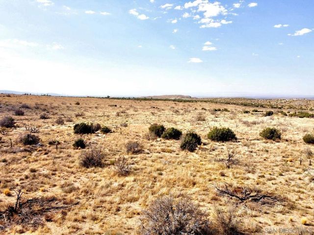 0 131st St., Juniper Hills, CA 93543