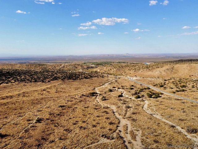 0 131st St., Juniper Hills, CA 93543