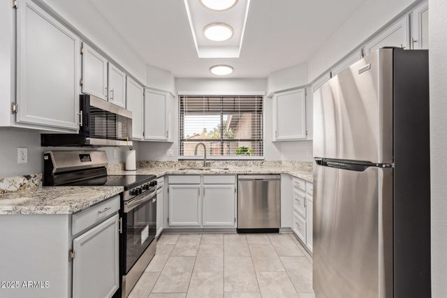 12810 S 50TH Way, Phoenix, AZ 85044