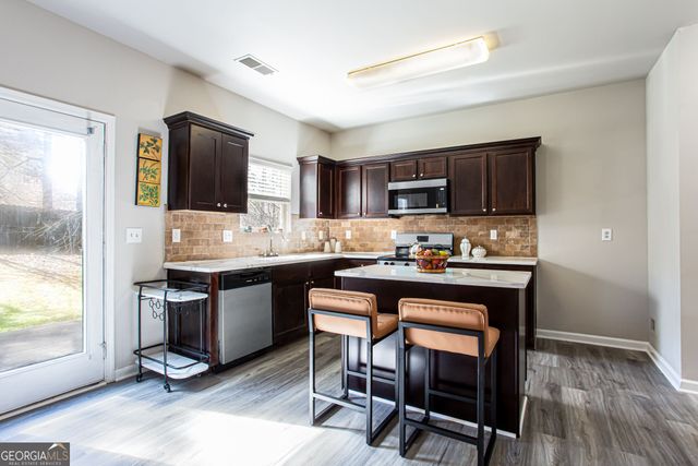 2754 Topaz Road, Riverdale, GA 30296