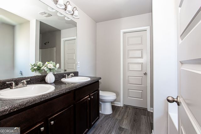 2754 Topaz Road, Riverdale, GA 30296