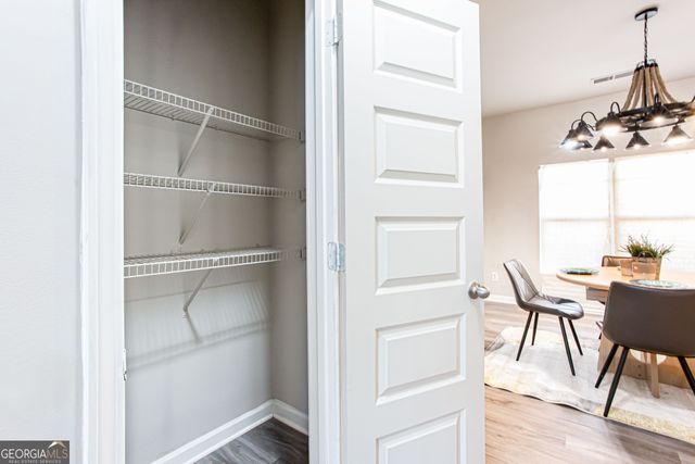 2754 Topaz Road, Riverdale, GA 30296