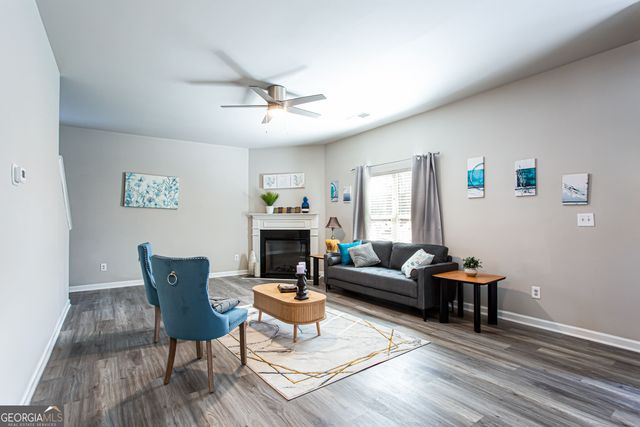 2754 Topaz Road, Riverdale, GA 30296