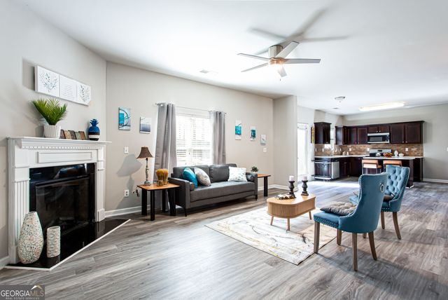 2754 Topaz Road, Riverdale, GA 30296