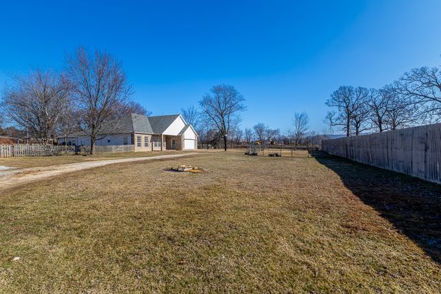 12842 Ruby Road, Farmington, AR 72730