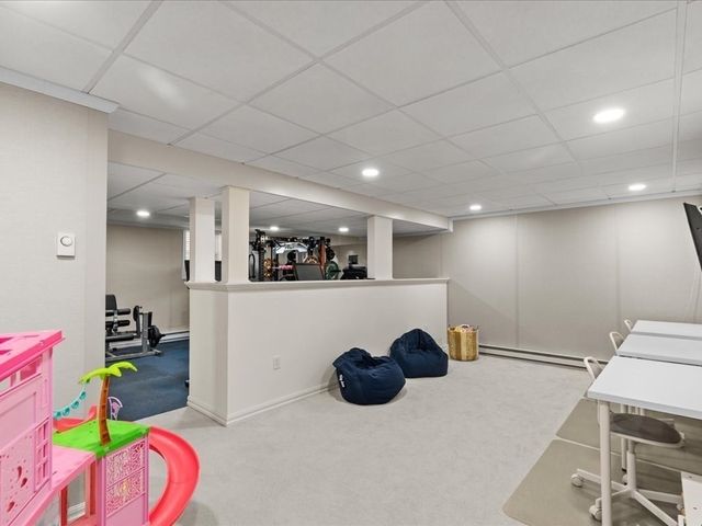 5 Greenbriar Lane, Bellingham, MA 02019