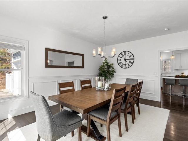 5 Greenbriar Lane, Bellingham, MA 02019