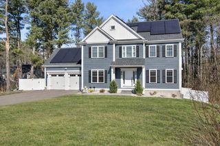 5 Greenbriar Lane, Bellingham, MA 02019