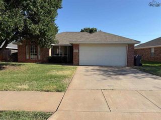 6015 VAN DORN DRIVE, Wichita Falls, TX 76310