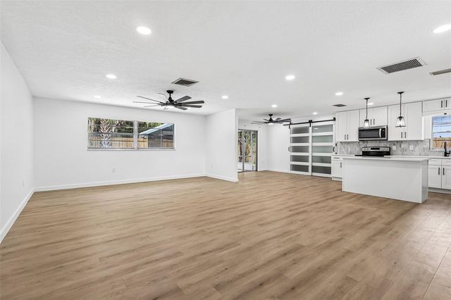 2713 YUCCA STREET, Orlando, FL 32807