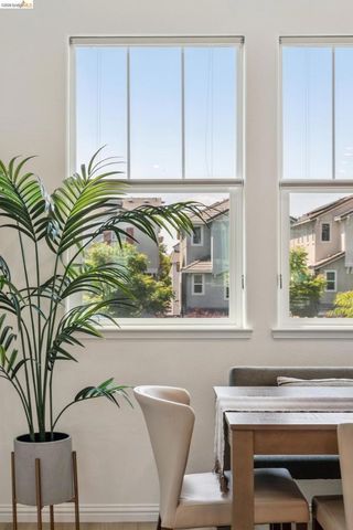 24157 Amaranth Loop, Hayward, CA 94541