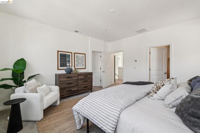 24157 Amaranth Loop, Hayward, CA 94541