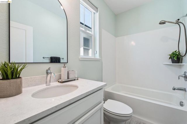 24157 Amaranth Loop, Hayward, CA 94541