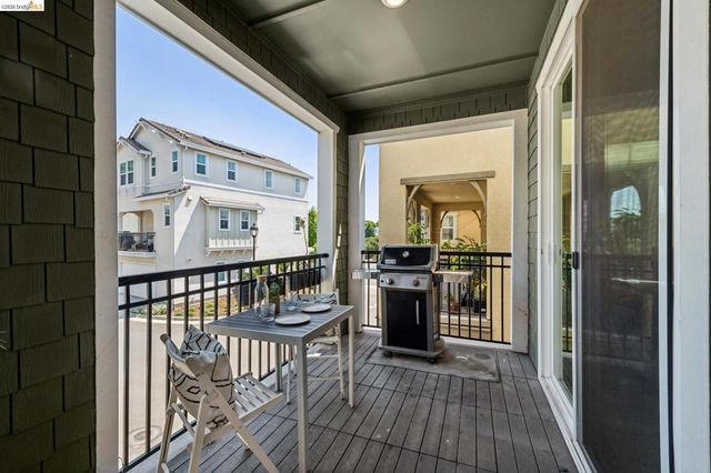 24157 Amaranth Loop, Hayward, CA 94541