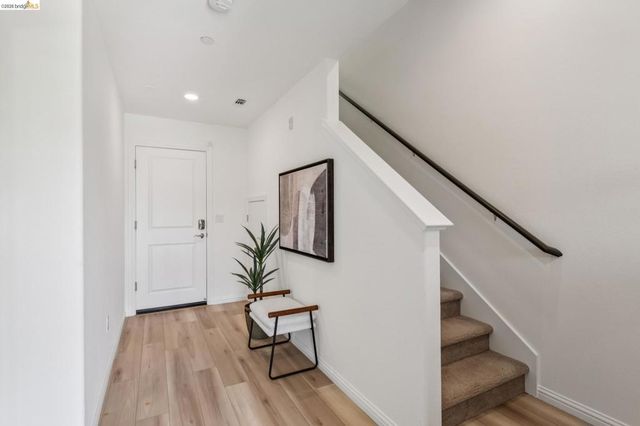 24157 Amaranth Loop, Hayward, CA 94541