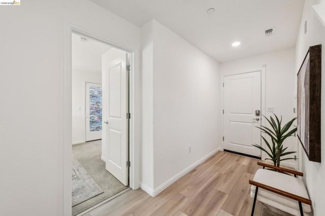 24157 Amaranth Loop, Hayward, CA 94541