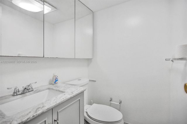 200 172nd Street 514, Sunny Isles Beach, FL 33160